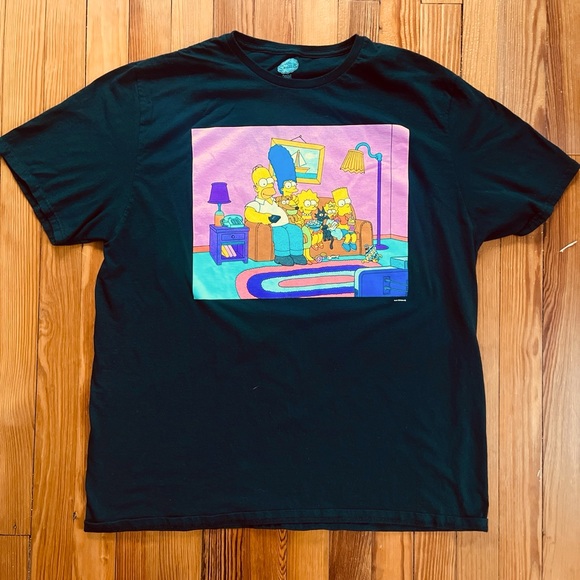 The Simpsons Opening Couch Scene 2XL but not the big Black T-shirt - Picture 2 of 3